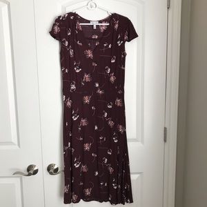 Midi maroon Leith dress with side slit detail